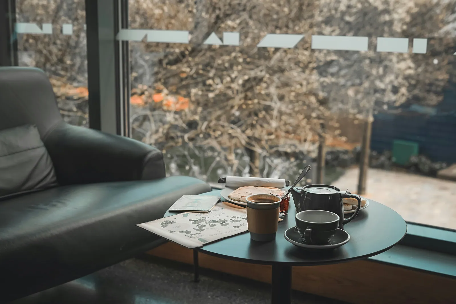 Vitalbar-Coffee — interiér kavárny v Ústí nad Orlicí